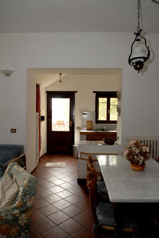 Podere Monte Petreto San Savino  Room photo